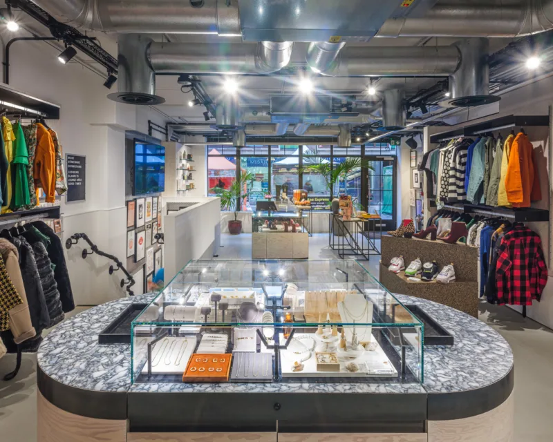 Wolf & Badger  - Soho, London - Augustus Brown Architects